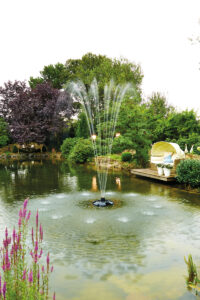 Drijvende fontein voor vijver