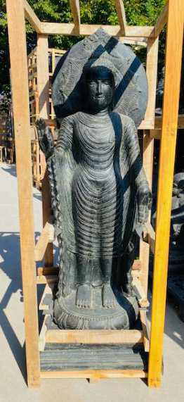 Schaken Wie Infrarood Staande Boeddha 160cm | Beelden in natuursteen - Koifarm Webshop